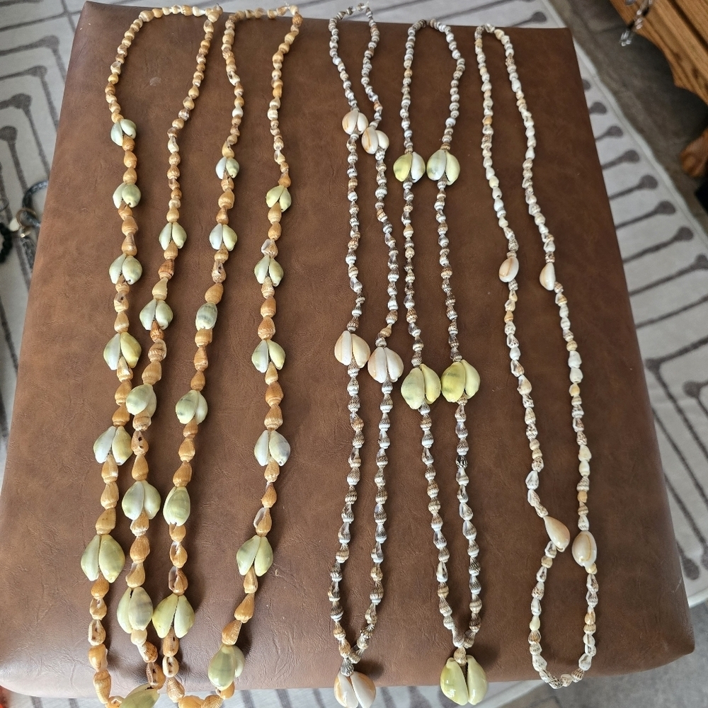 Elegant Shell Bead Necklace Set